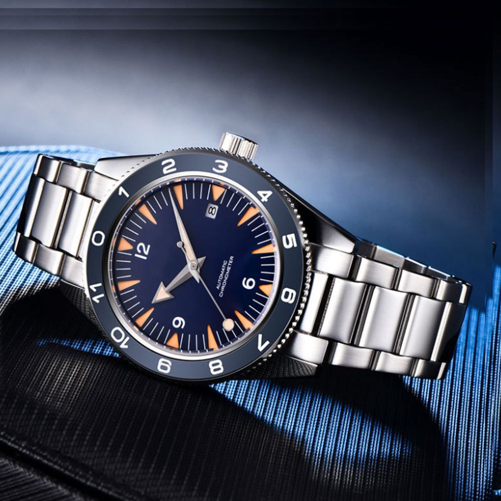 Reloj con movimiento NH35 con  - Luxury Watch Display reseña y precio