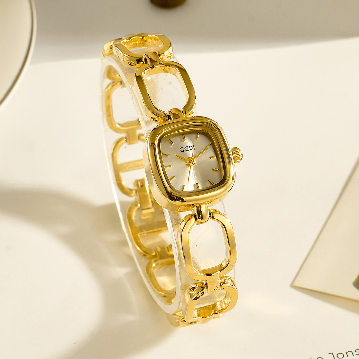 Relojes de Mujer Marca GEDI, E - Luxury Watch Brand List reseña y precio